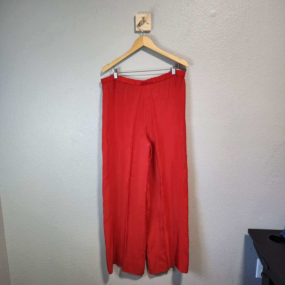 Chic Red Wide-Leg Pants